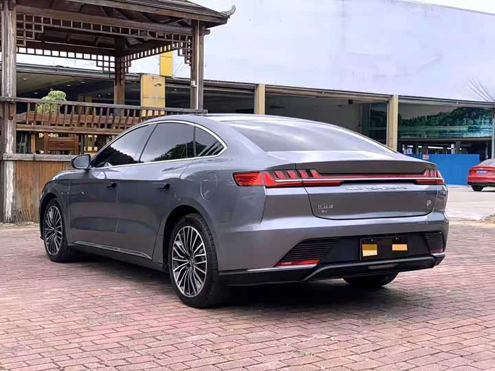 Фото 7 - BYD Han