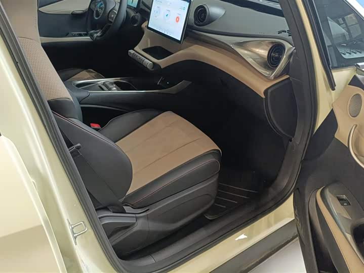 Фото 8 - BYD Dolphin