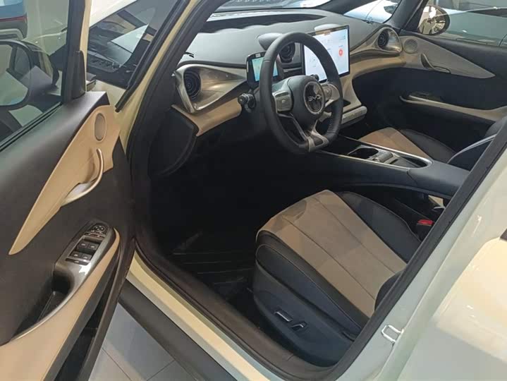 Фото 9 - BYD Dolphin