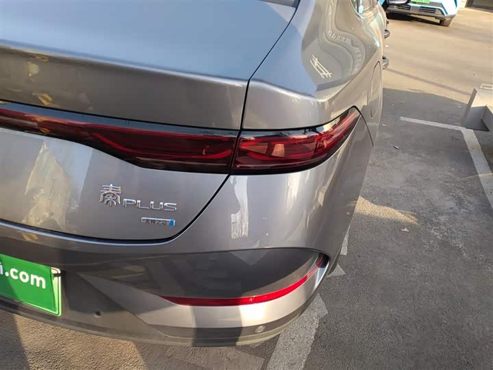 Фото 8 - BYD Qin Plus