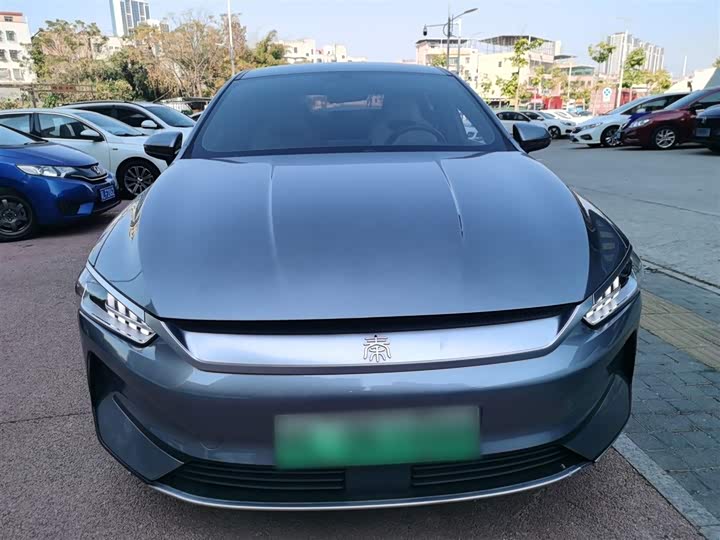 Фото 3 - BYD Qin Plus