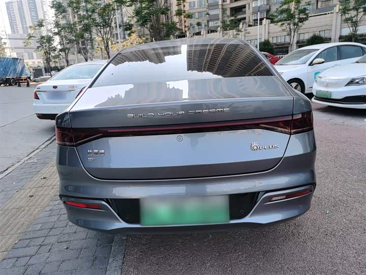 Фото 6 - BYD Qin Plus