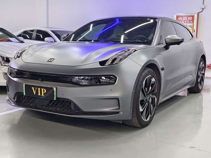 Фото 1 - Zeekr 001