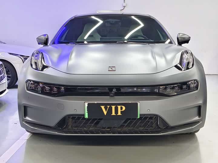 Фото 2 - Zeekr 001