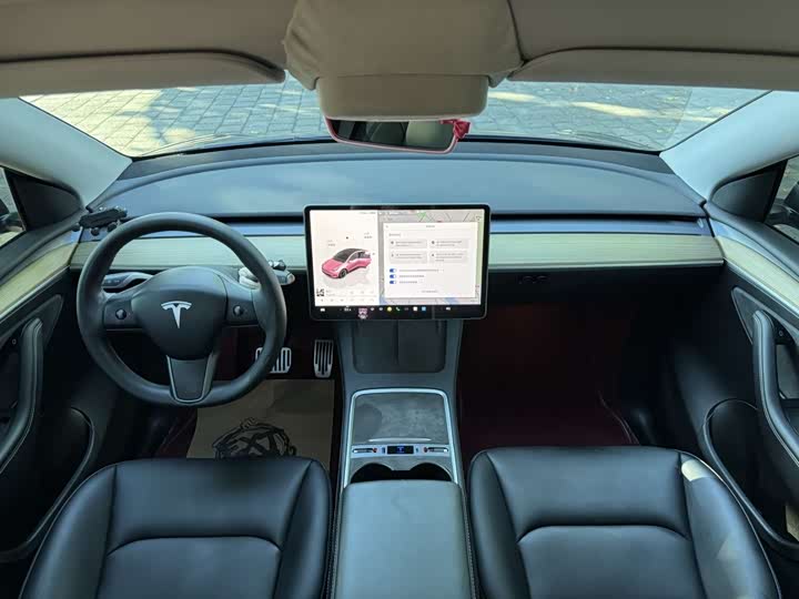 Фото 6 - Tesla Model Y