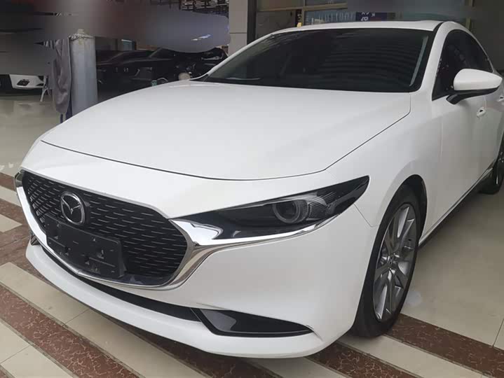 Фото 1 - Mazda 3 (Axela)