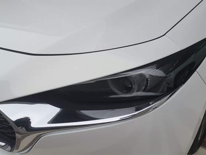 Фото 5 - Mazda 3 (Axela)