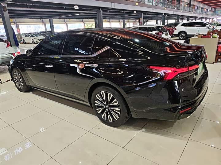 Фото 5 - Nissan Teana