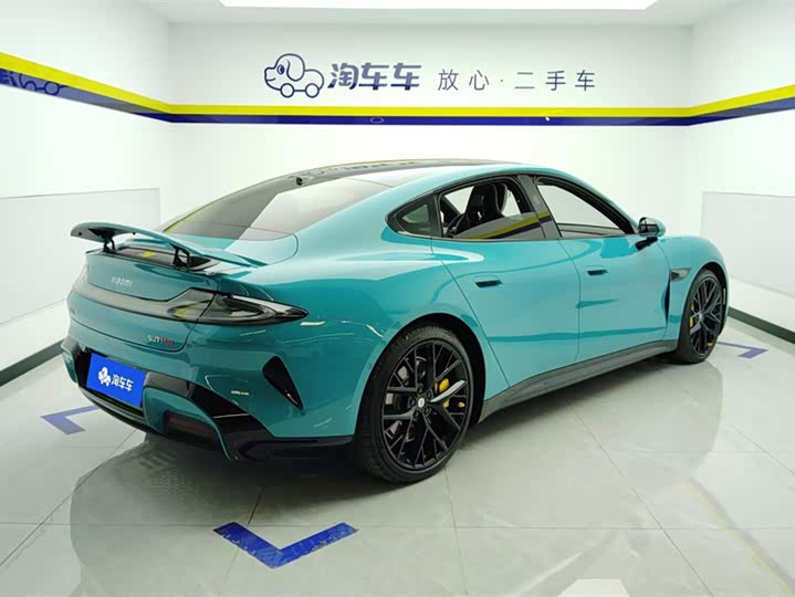 Фото 3 - Xiaomi SU7