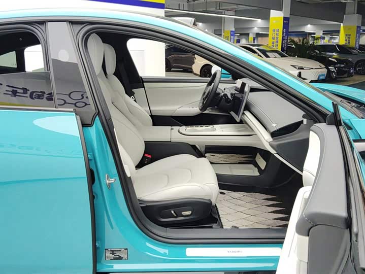 Фото 7 - Xiaomi SU7