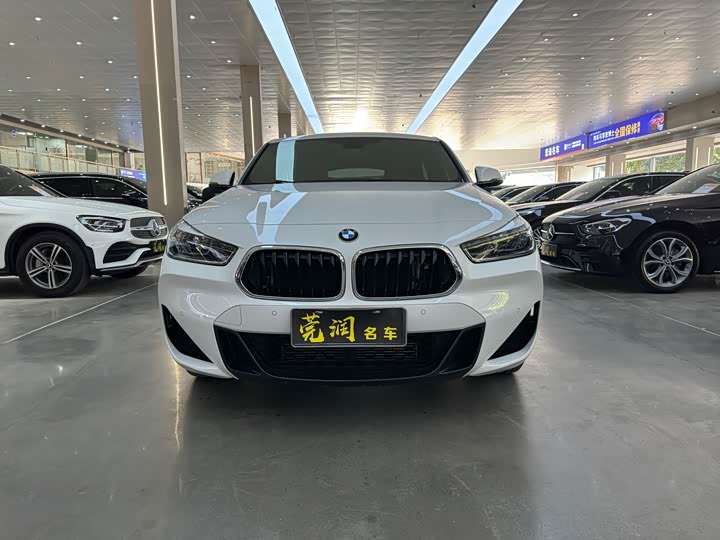 Фото 2 - BMW X2