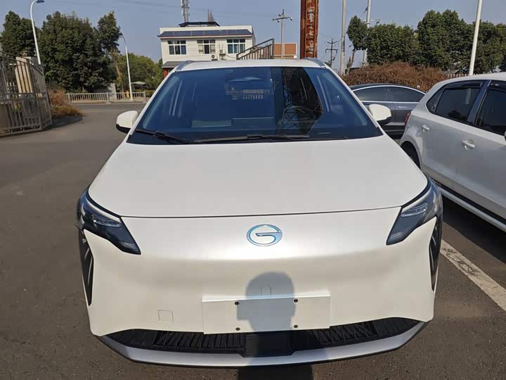 Фото 3 - GAC Aion Y