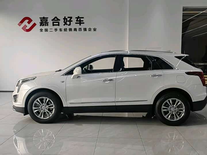 Фото 4 - Cadillac XT5