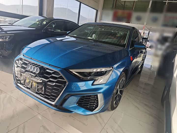 Фото 1 - Audi A3