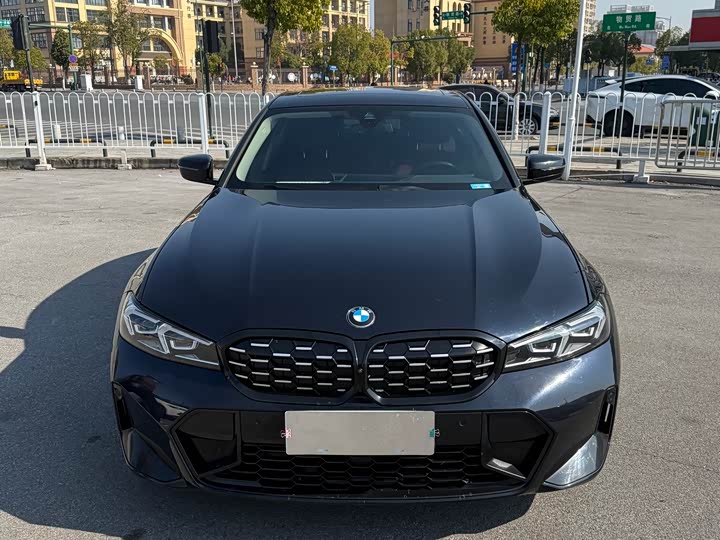 Фото 2 - BMW 3 Series