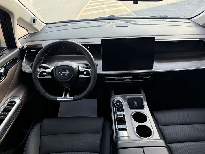 Фото 5 - GAC Trumpchi E8