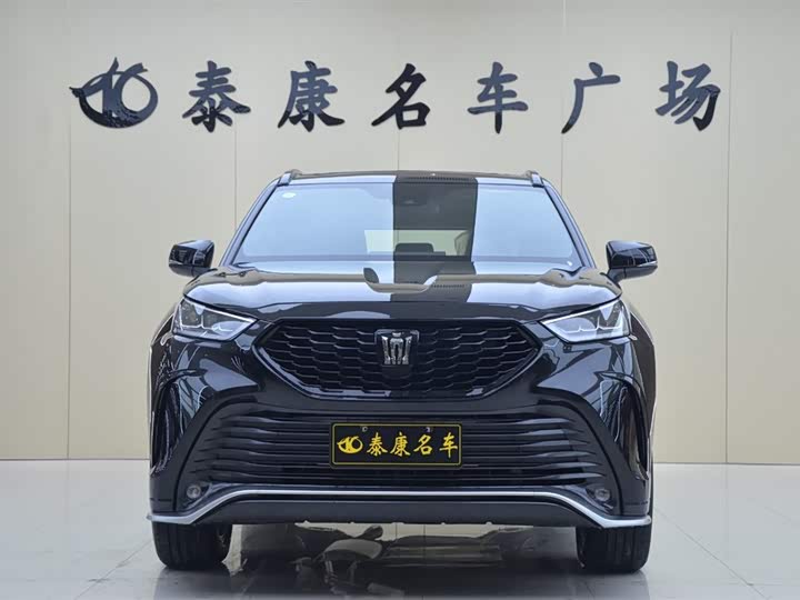 Фото 2 - Toyota Crown Kluger