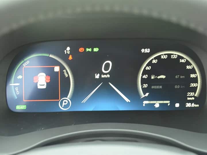 Фото 7 - Toyota Crown Kluger