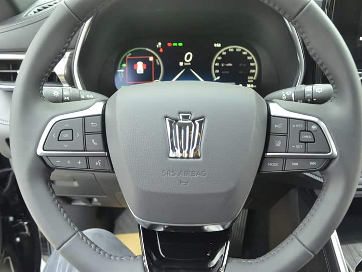 Фото 8 - Toyota Crown Kluger