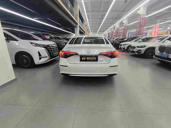 Фото 9 - Honda Civic