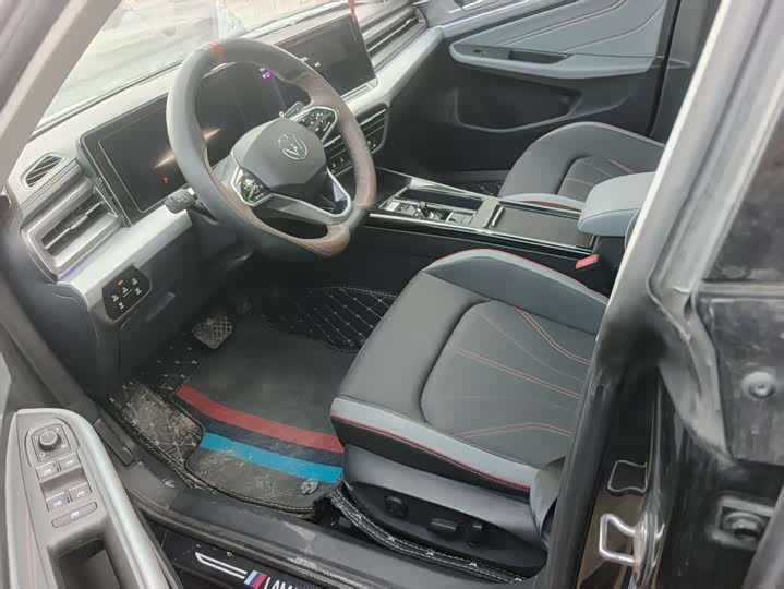 Фото 7 - Volkswagen Lamando L