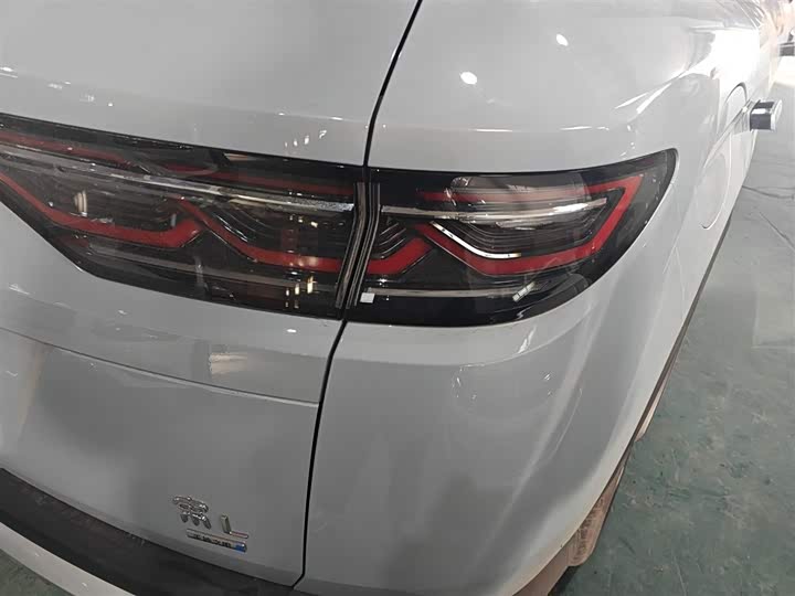 Фото 8 - BYD Song L DM-i Hybrid