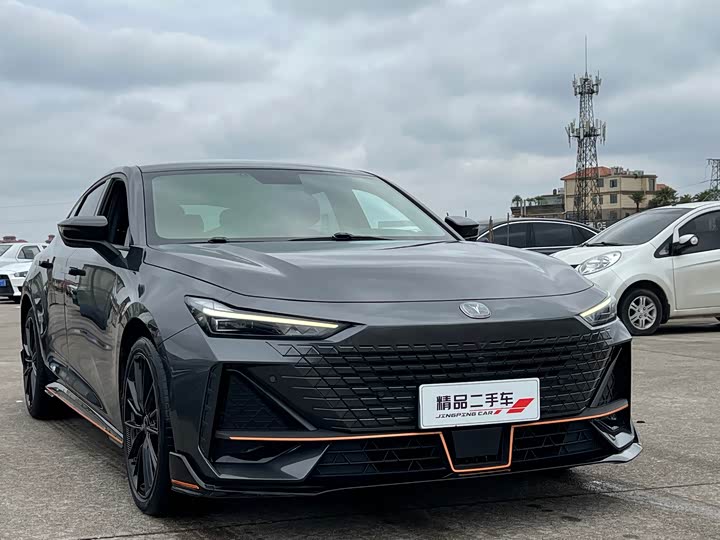 Фото 3 - Changan UNI-V