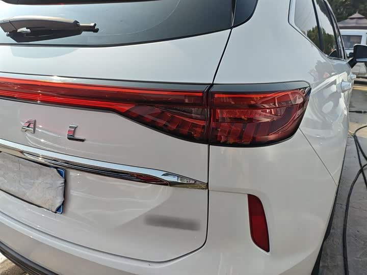 Фото 8 - Haval H6