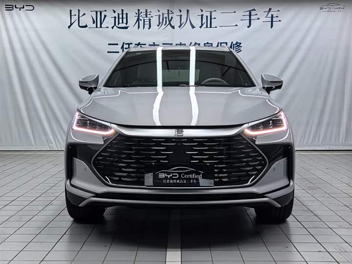 Фото 2 - BYD Tang Hybrid/EV