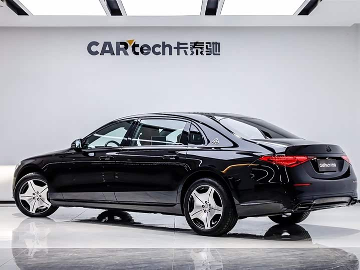 Фото 4 - Mercedes-Benz Maybach S-Class