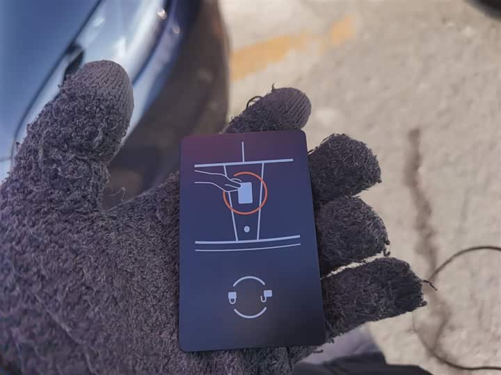 Фото 9 - Tesla Model 3