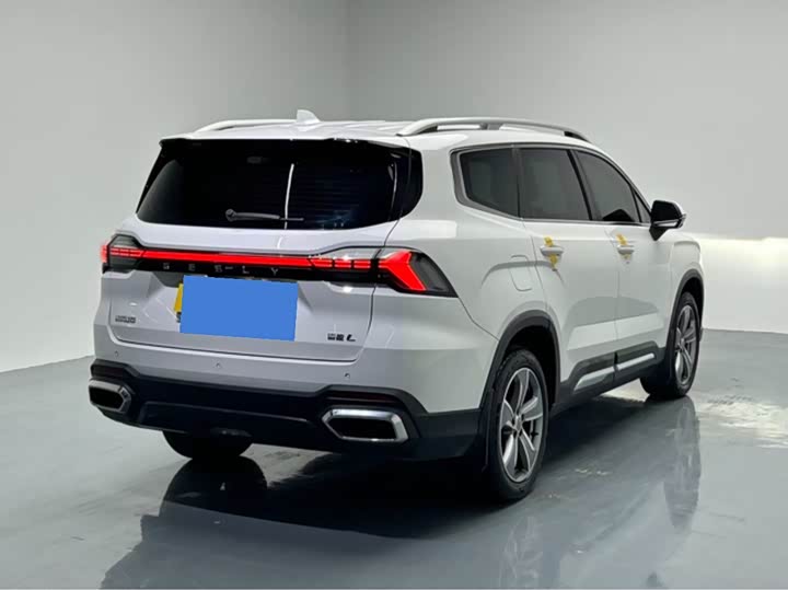 Фото 6 - Geely Okavango L