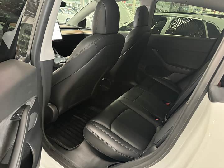 Фото 5 - Tesla Model Y