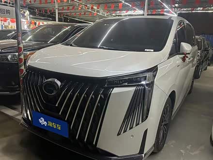 Фото 1 - GAC Trumpchi M8