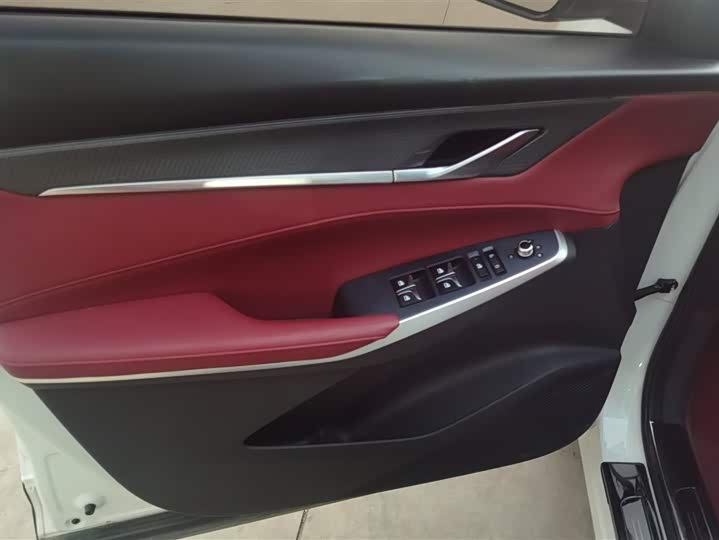 Фото 7 - Changan CS75 Plus