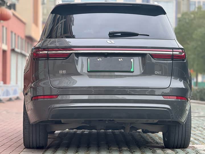 Фото 9 - LiXiang One