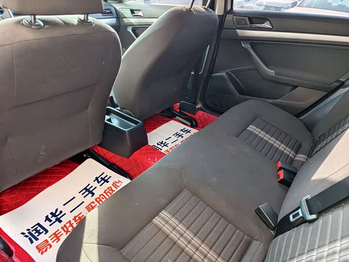 Фото 9 - Volkswagen Lavida