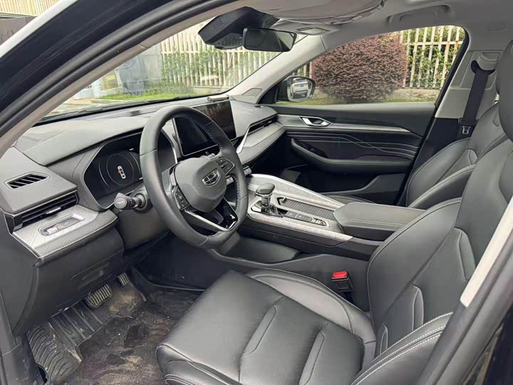 Фото 5 - Geely Preface