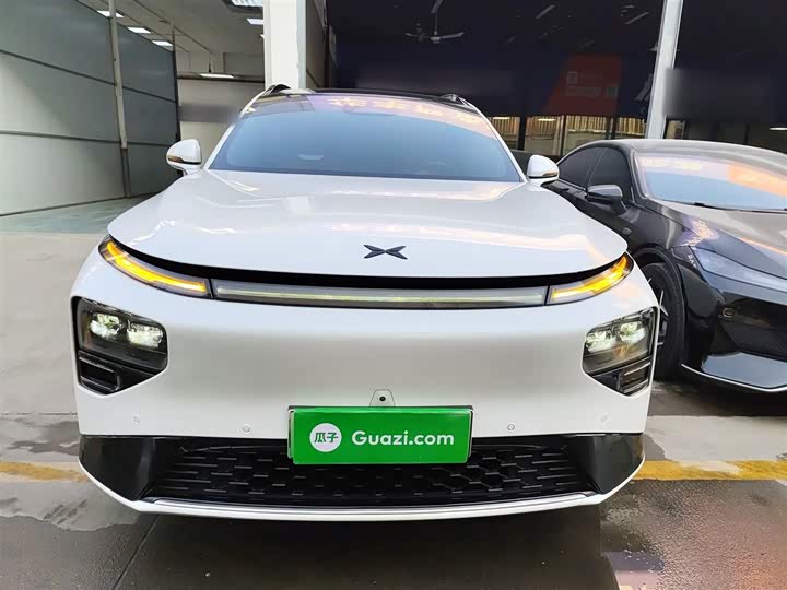 Фото 3 - XPeng G9