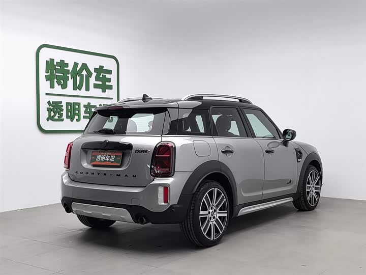 Фото 2 - Mini Countryman