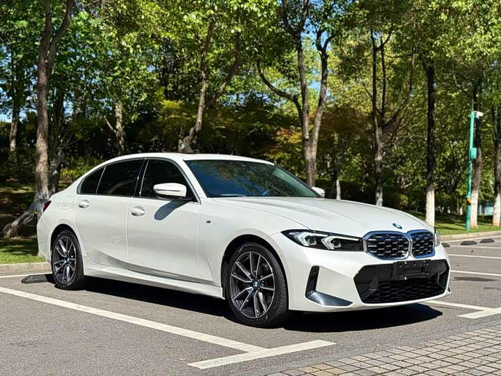 Фото 3 - BMW 3 Series