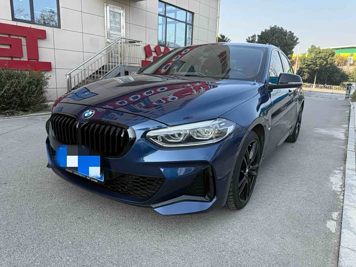 Фото 1 - BMW 1 Series