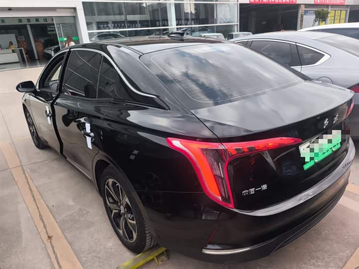 Фото 5 - Hongqi E-QM5