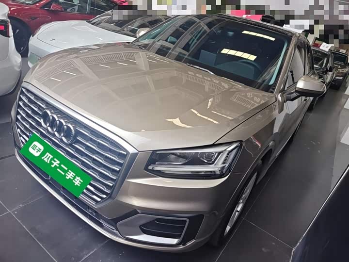 Фото 2 - Audi Q2L