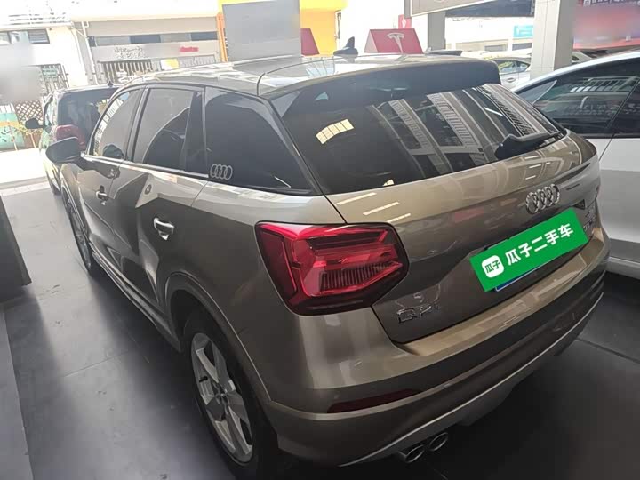 Фото 5 - Audi Q2L