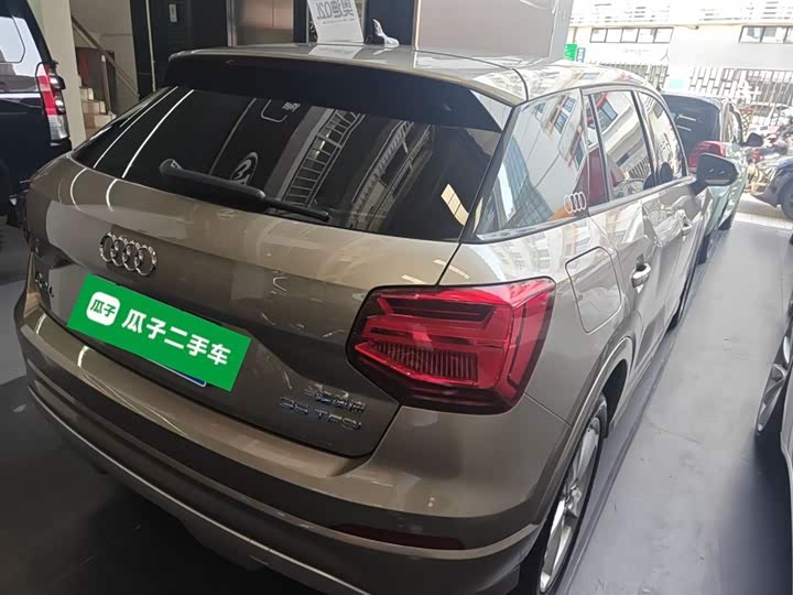 Фото 7 - Audi Q2L