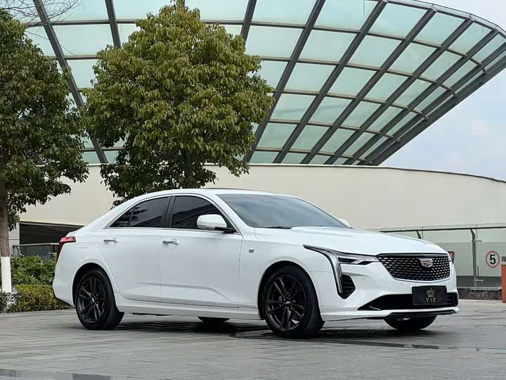 Фото 3 - Cadillac CT4