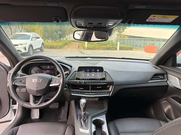 Фото 7 - Cadillac CT4