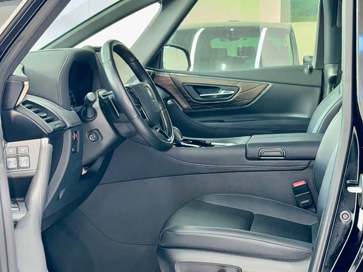 Фото 4 - Toyota Vellfire