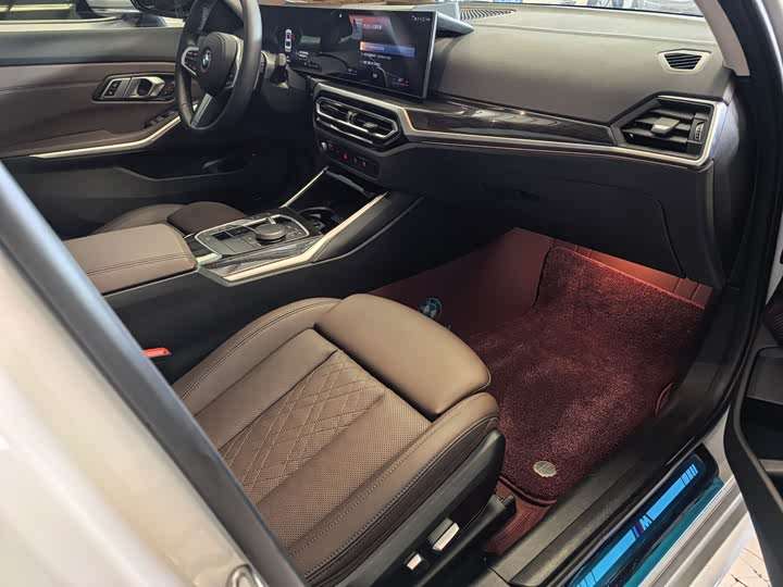 Фото 6 - BMW 3 Series